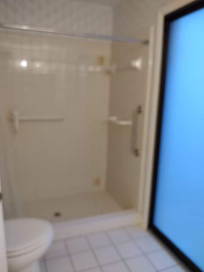 Building Photo - 3 Br. 2 Ba. condo with garage