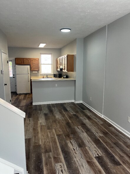 Building Photo - 2023 Carey Wy