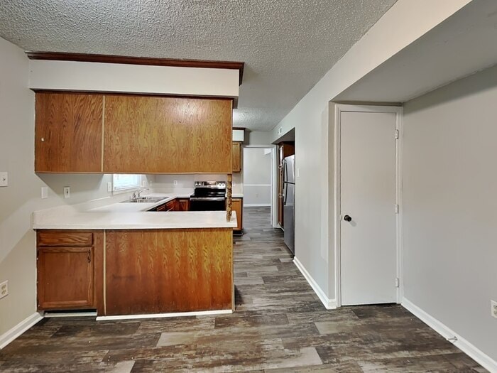 Building Photo - 7222 Lea Wood Ln