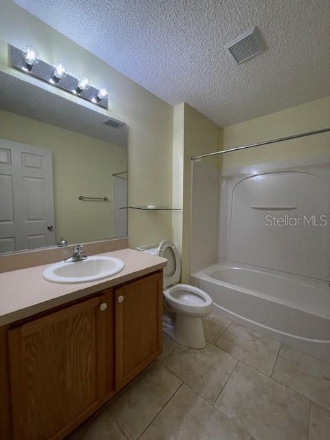Building Photo - 2744 Collington Dr