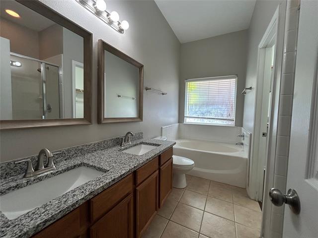 Building Photo - 4215 Glen Garden Dr