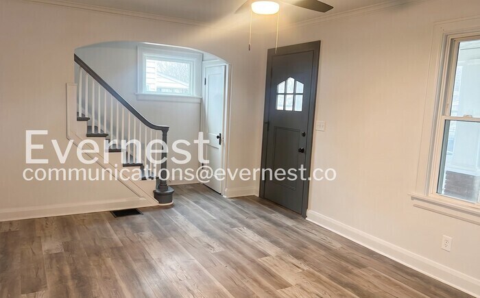 Building Photo - 2730 Elliott Ave