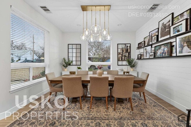 Building Photo - 103 Lazy Oak Ln