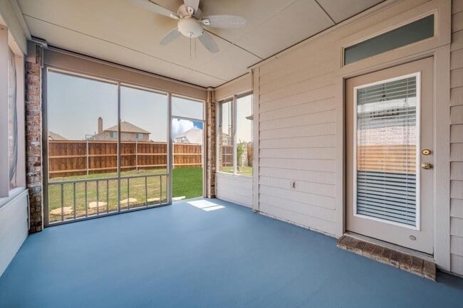 Building Photo - 1721 Shoebill Dr