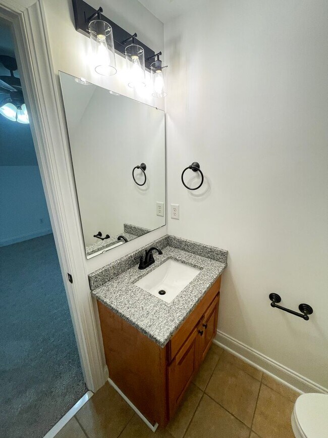 Building Photo - 282 Braddock Dr