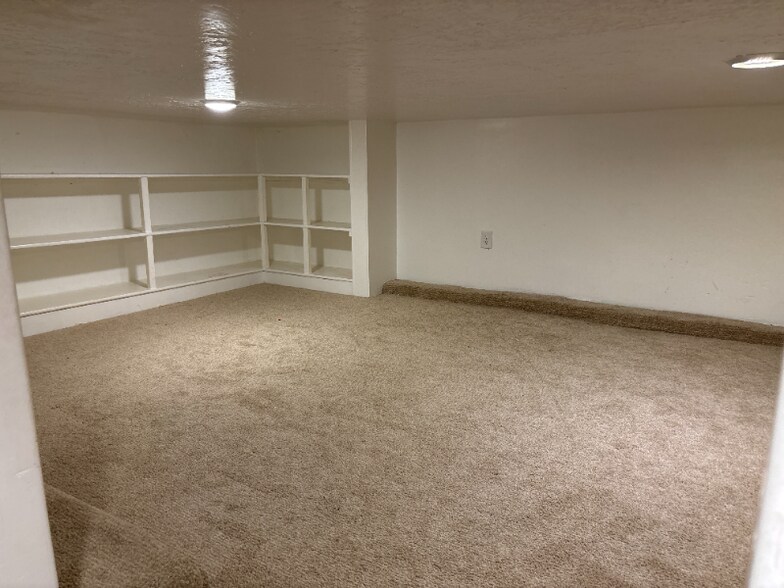 Building Photo - 504 N 2870 W