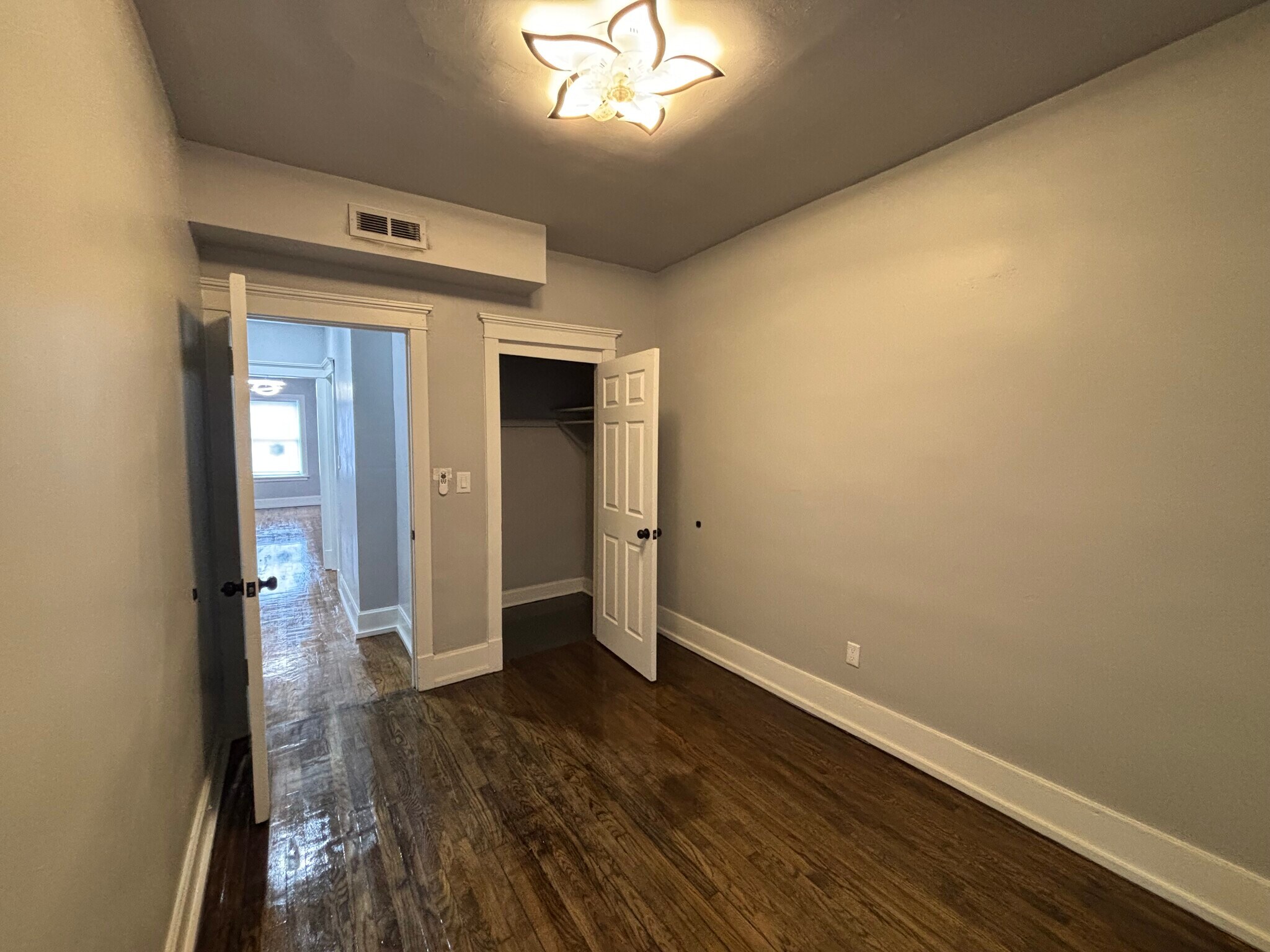 Building Photo - 673 Delaware St