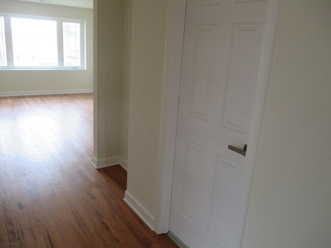 Building Photo - 12254 S McDaniels St