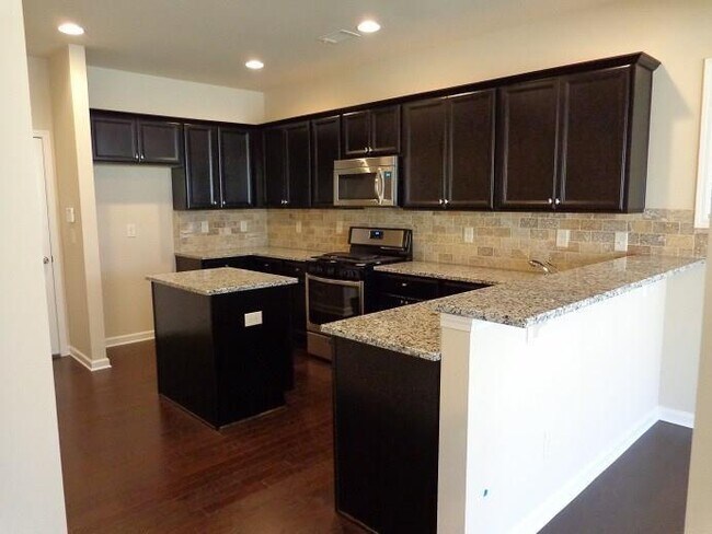 Building Photo - 3470 Flamingo Ln