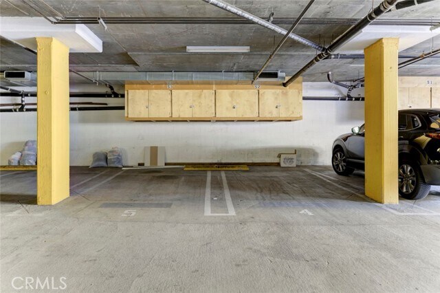 Building Photo - 556 E Palm Ave