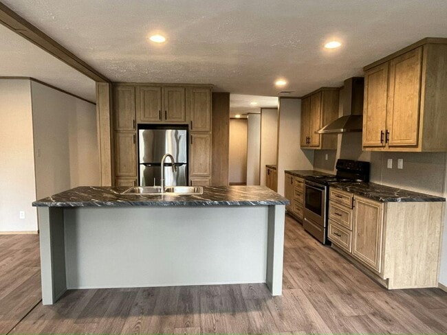 Building Photo - 11 Coach House Ct
