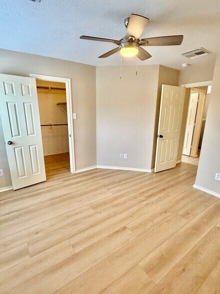 Building Photo - 6312 Stoney Creek Dr