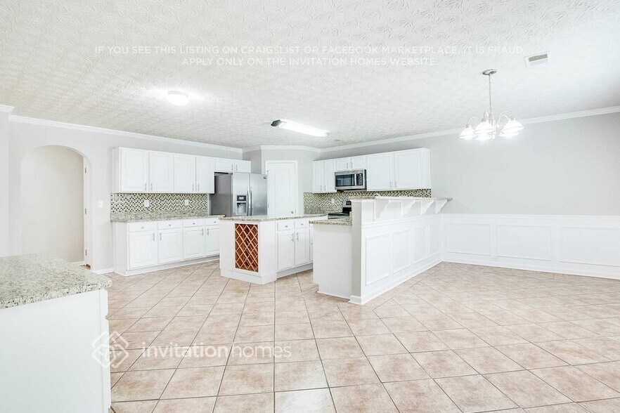 Building Photo - 3684 Lear Ct