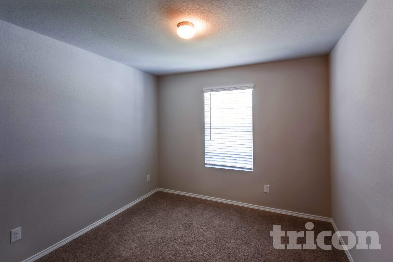 Building Photo - 9706 Marbach Hl