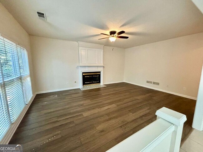 Building Photo - 10920 Glenbarr Dr