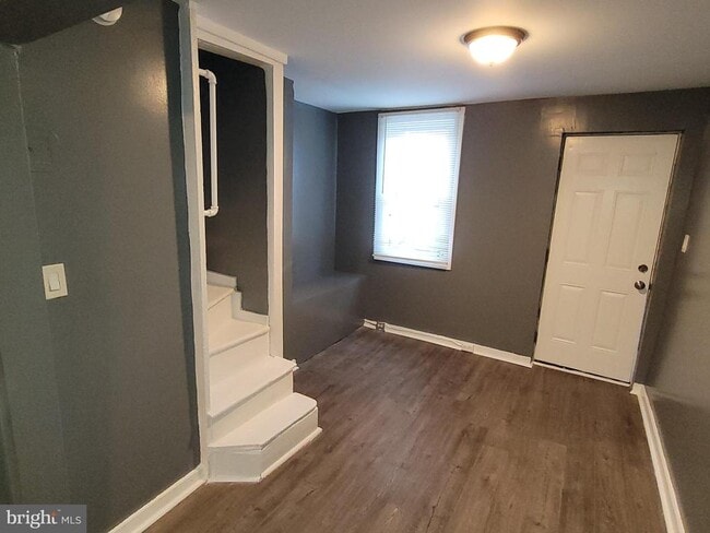 Building Photo - 505 Archer St