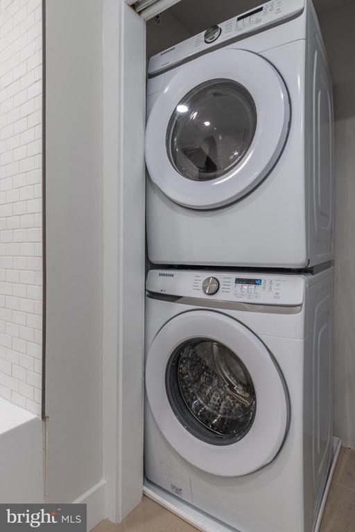 Building Photo - 920 N 15th St