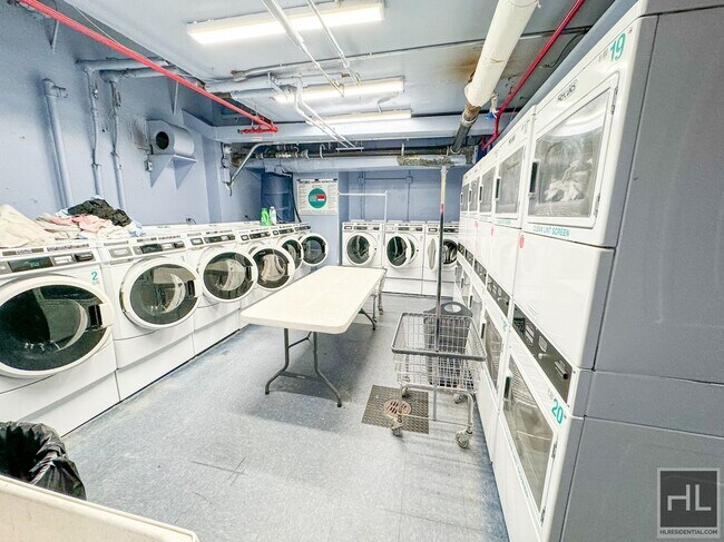 Building Photo - East 82nd Street