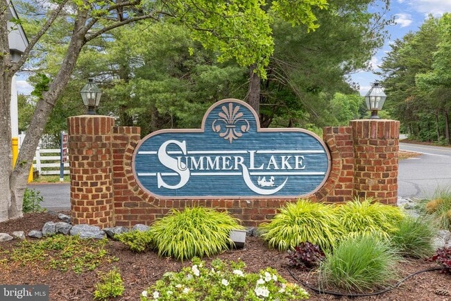 Building Photo - 11318 Savannah Dr