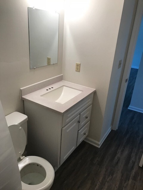 Building Photo - Blackstone-2 Bedroom Apartment-1st level
