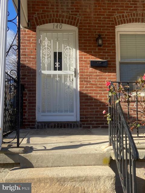 Building Photo - 140 Walnut Ave