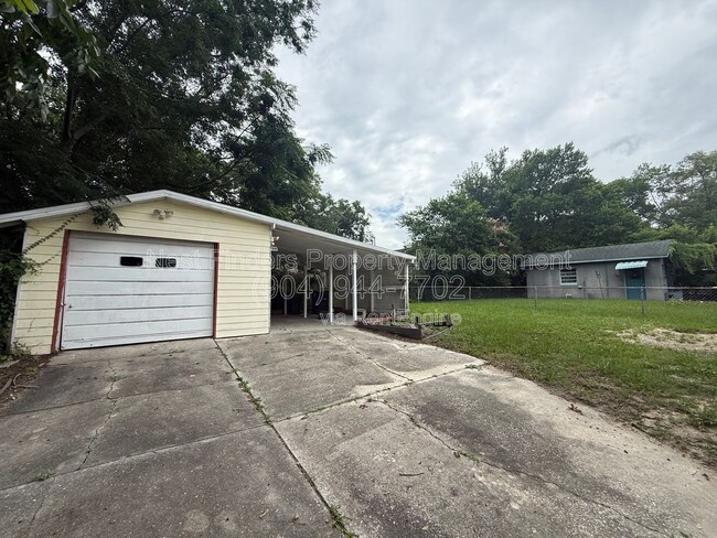Building Photo - 5143 Palmer Ave