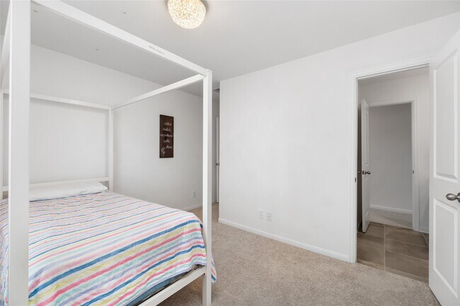 Building Photo - 1259 Tilia Crk Ln