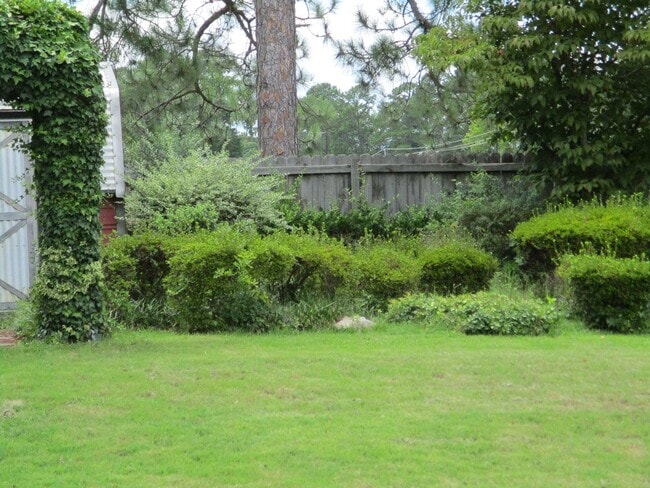 Building Photo - Updated 4 Br brick home in Martinez