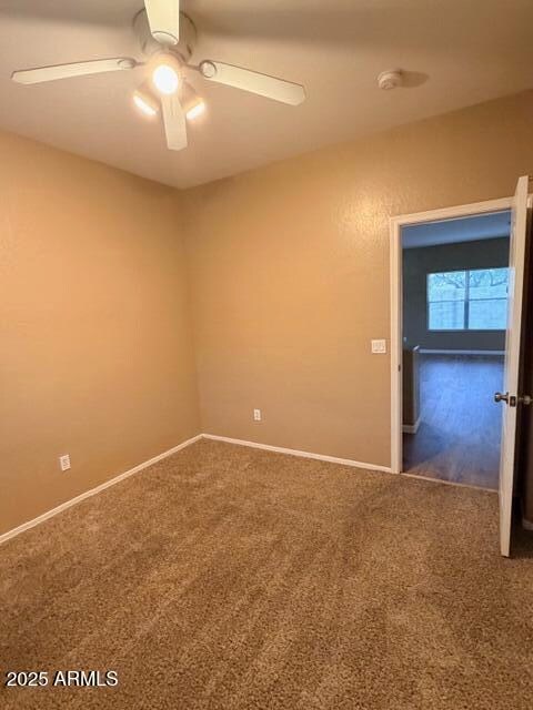 Building Photo - 2923 W Five Mile Peak Dr