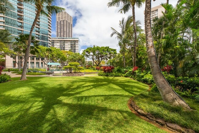 Building Photo - 1837 Kalakaua Ave