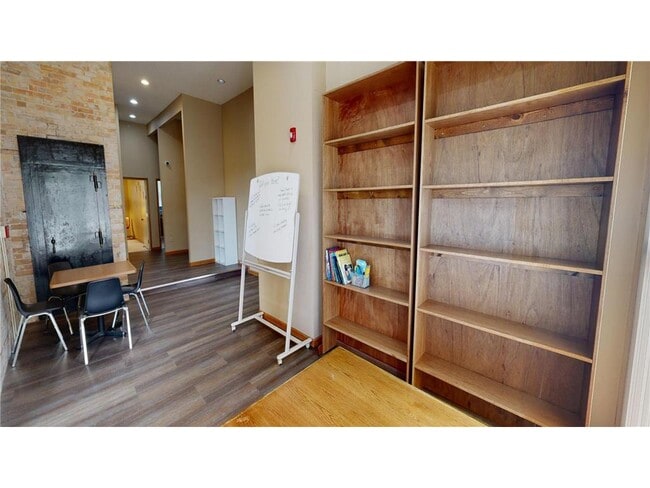 Building Photo - 539 Pacific Ave SW