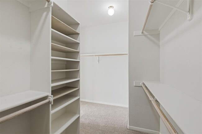 Building Photo - 5813 Miramonte Dr