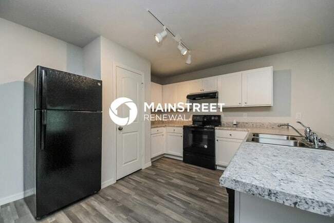 Building Photo - 4 Bedroom Pet-Friendly Home in Kissimmee, ...