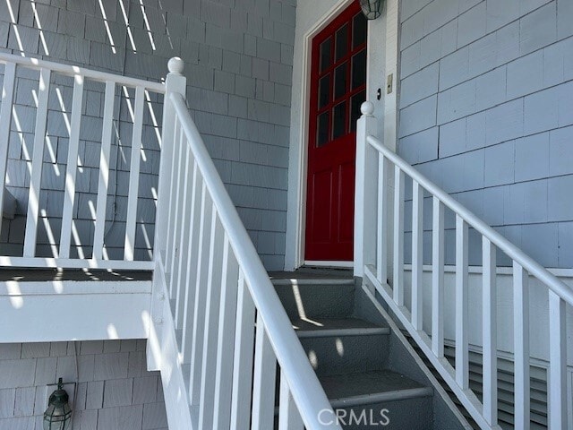 Building Photo - 300 Apolena Ave