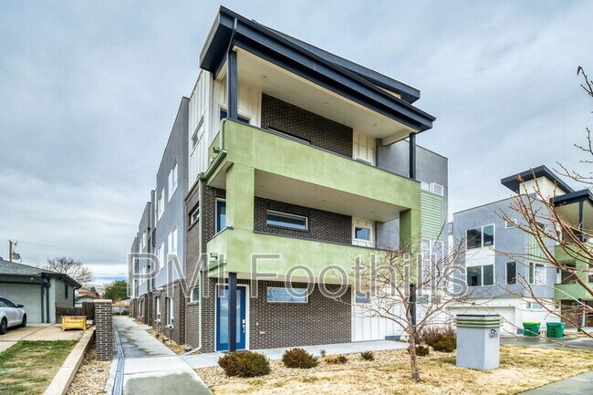 Building Photo - 1611 N Harlan St