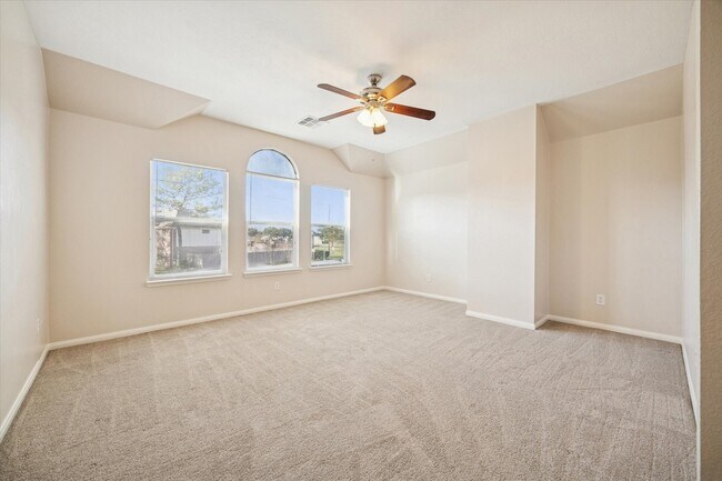 Building Photo - 6227 Sentry Park Ln
