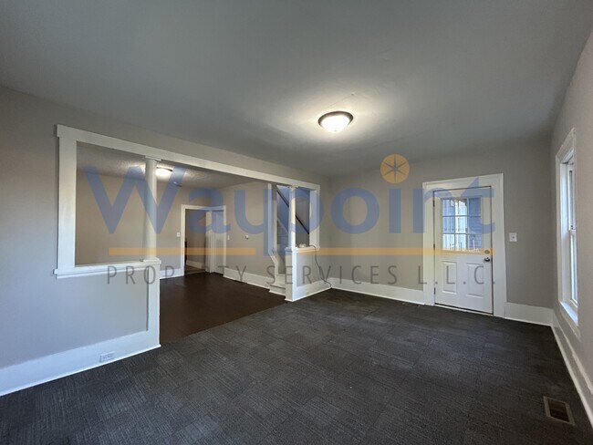 Building Photo - 940 Pleasant St