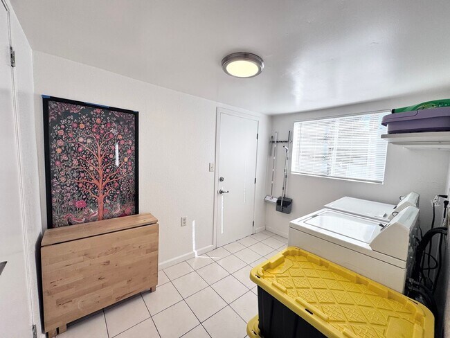 Building Photo - M Cypress