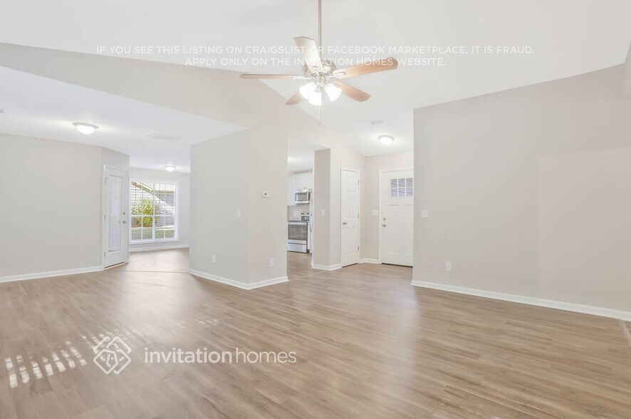 Building Photo - 7365 Hunters Ridge Dr