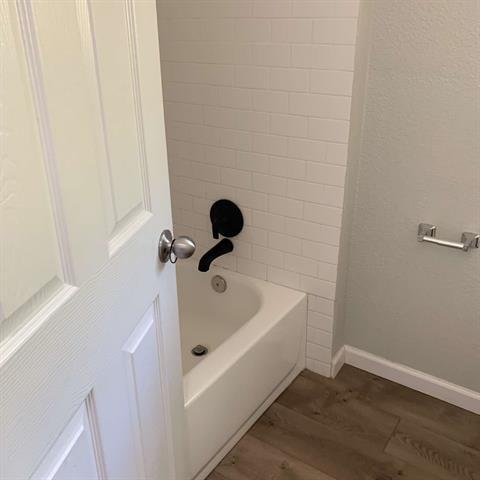 Building Photo - 507 E Heron St