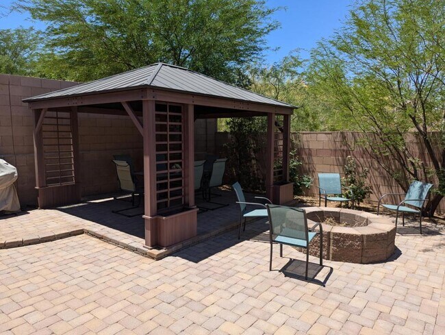 Building Photo - 10242 S Pantano Knolls Dr