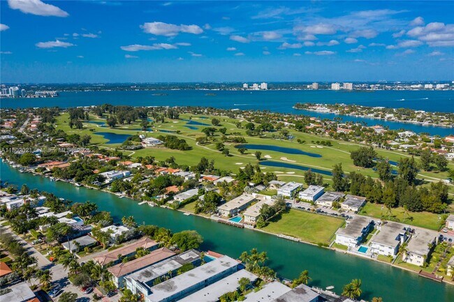 Building Photo - 350 S Shore Dr