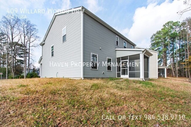 Building Photo - 409 Willard Wds Dr