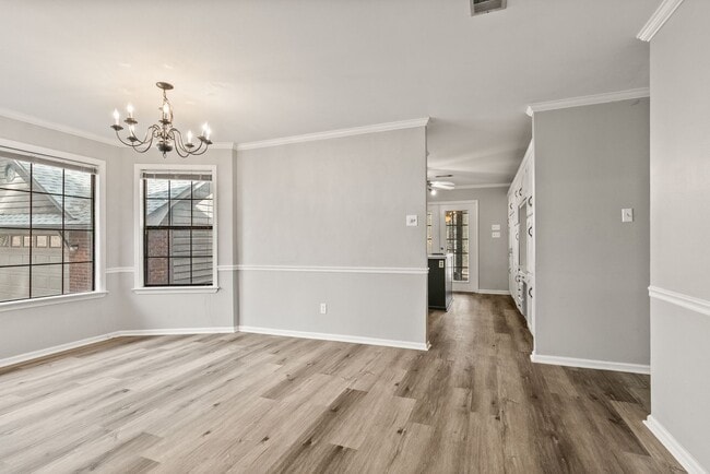 Building Photo - Maumelle Luxury Riverland Home