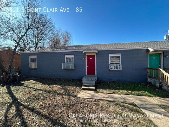 Building Photo - 3301 S St Clair Ave