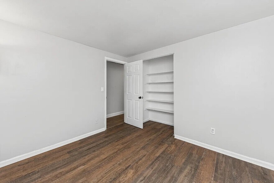 Building Photo - 4036 Haverstraw Dr