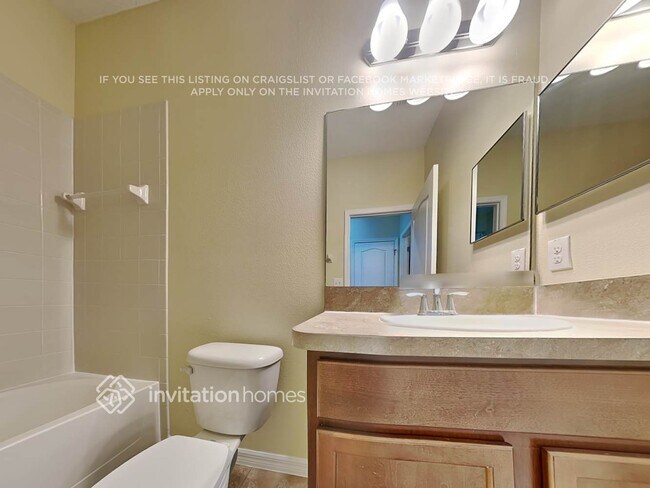 Building Photo - 3247 Berwick Ln