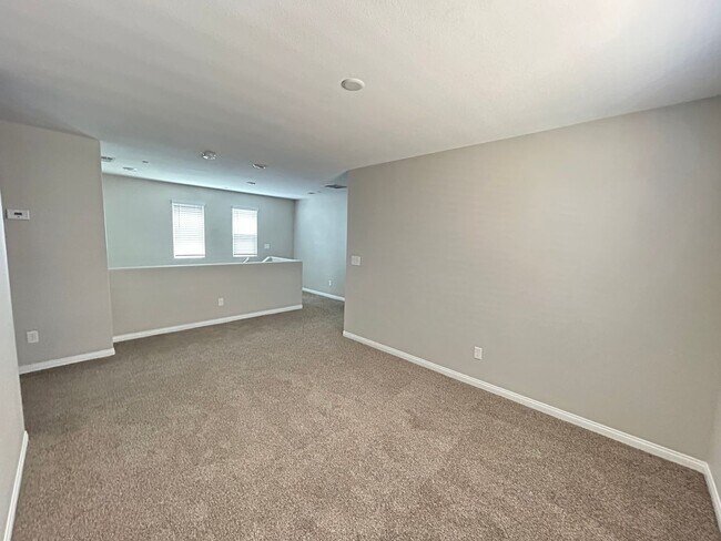 Building Photo - Inspirada 4-Bedroom 3-Bathroom Home!