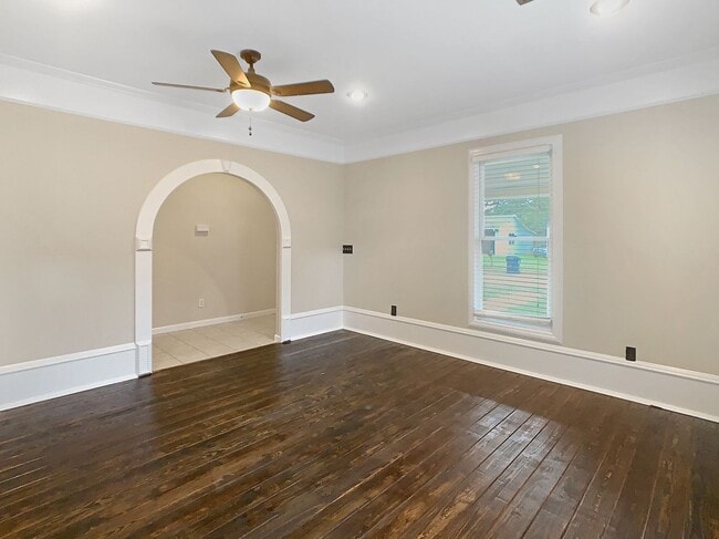 Building Photo - 2303 22nd St