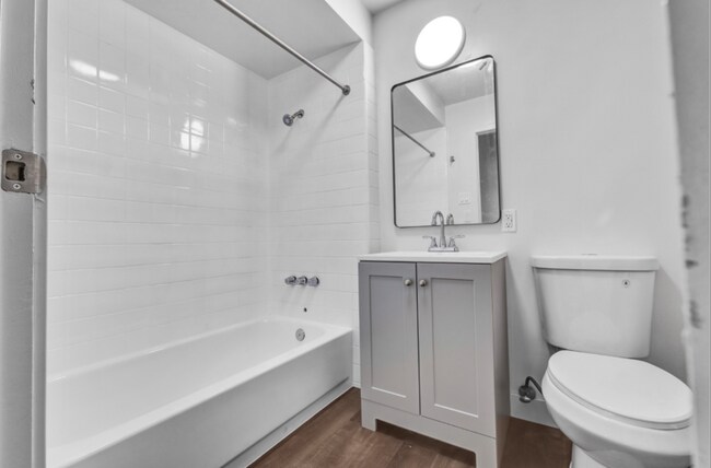 Building Photo - 2627 San Marino St